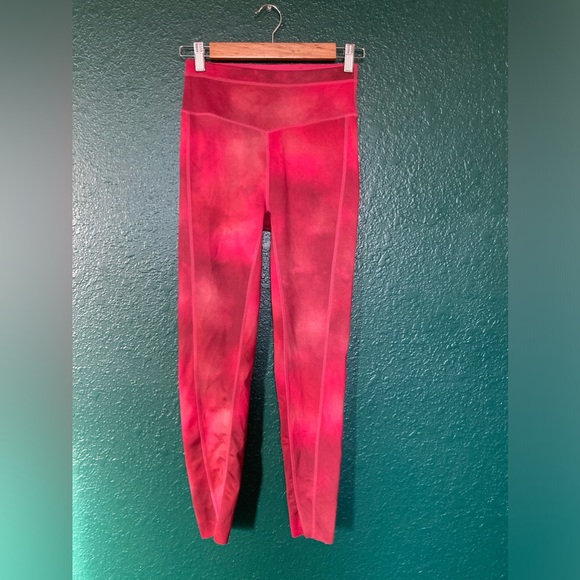 Free People FP Movement Beat the Heat Leggings Wild Raspberry Size S - Picture 2 of 6
